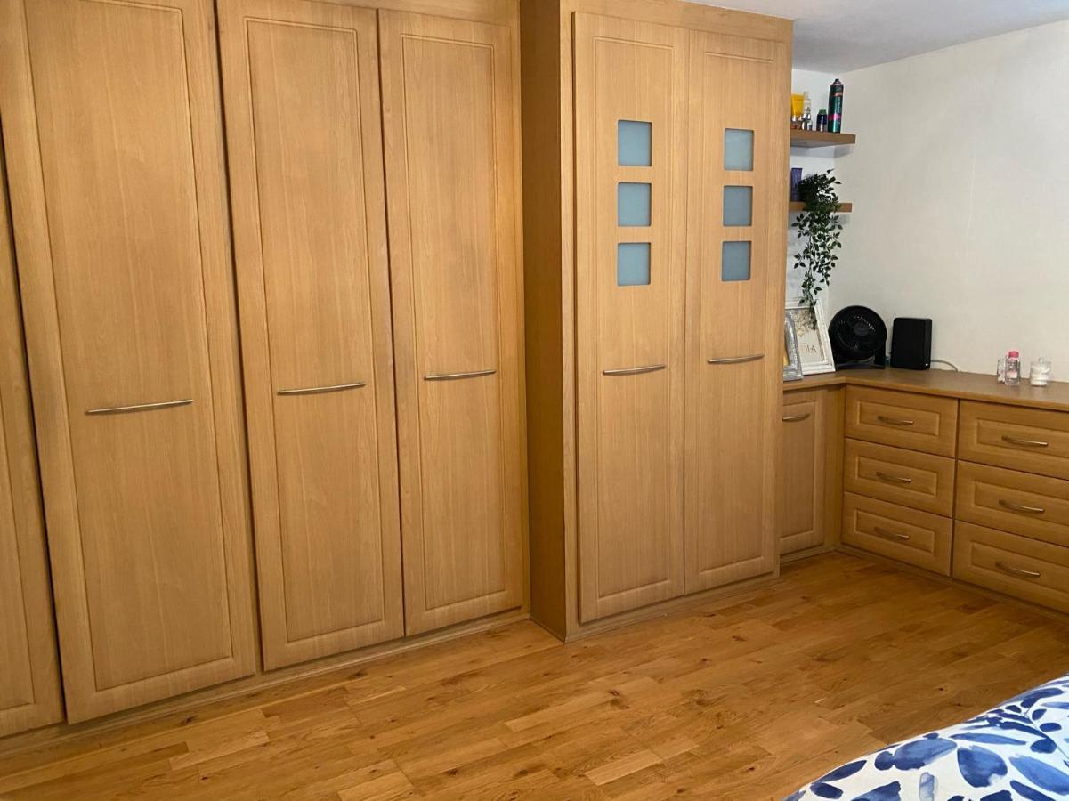 Spacious 2-Bed Flat With Garden, 3 Minutes Walk From Oval Tube Station 伦敦 外观 照片